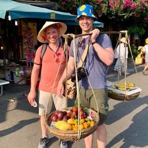 Meet your Posher, Gershon